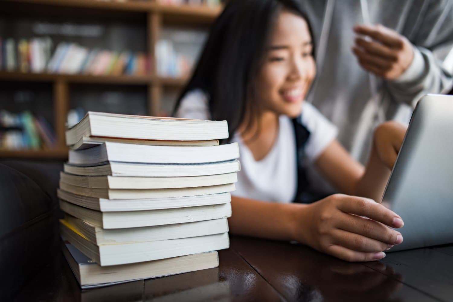 Psikologi Belajar Bahasa: Mengapa Metode WSE Lebih Efektif
