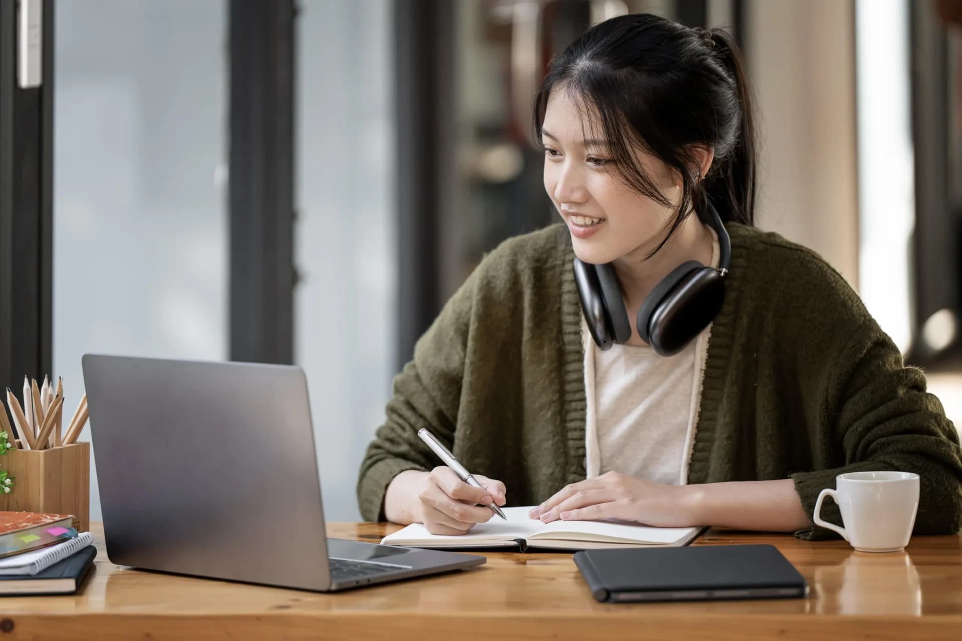 Belajar Bahasa Inggris Lebih Efektif? Ini Bedanya Pembelajaran di Wall Street English